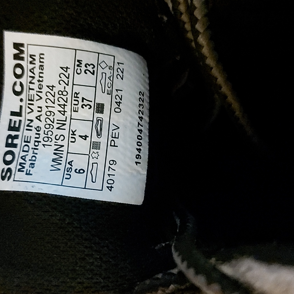 Sorel booties - Picture 6 of 8